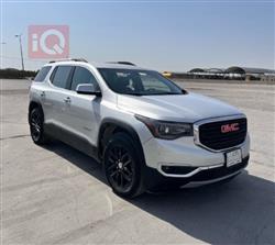 GMC Acadia